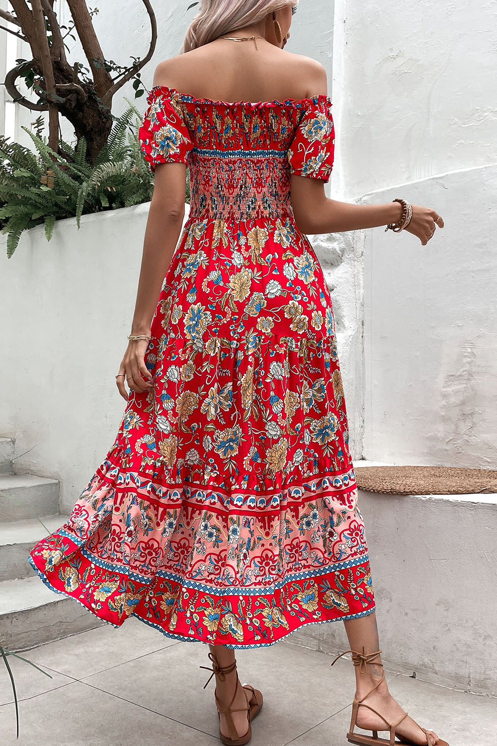 Robe d’été imprimée verte à épaules dénudées