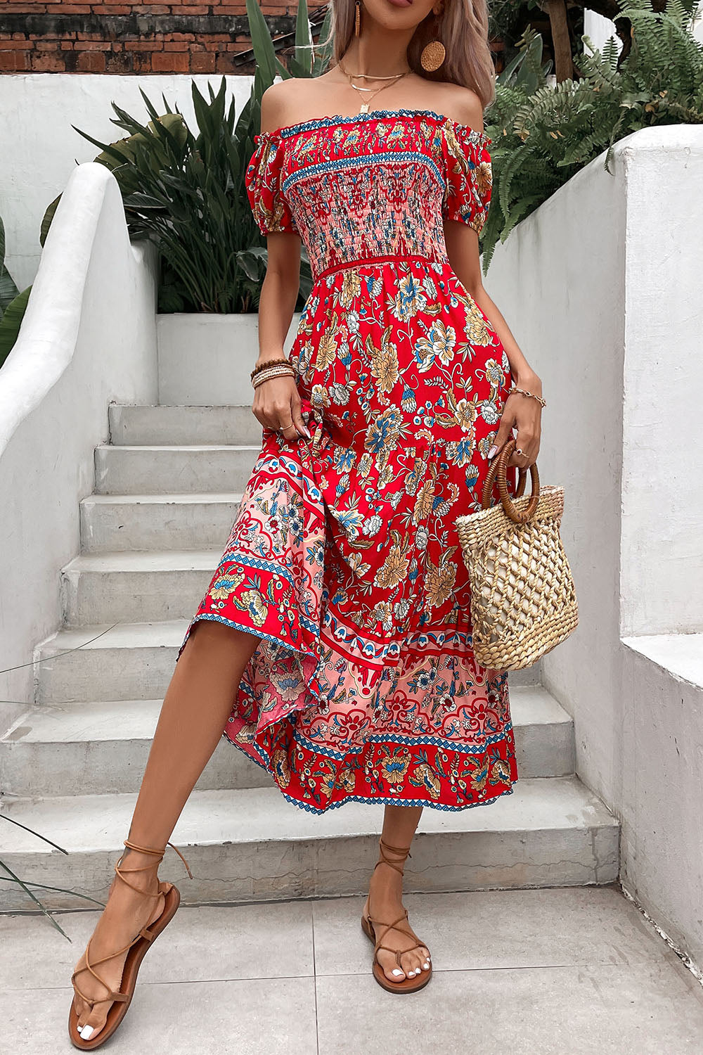 Robe d’été imprimée verte à épaules dénudées