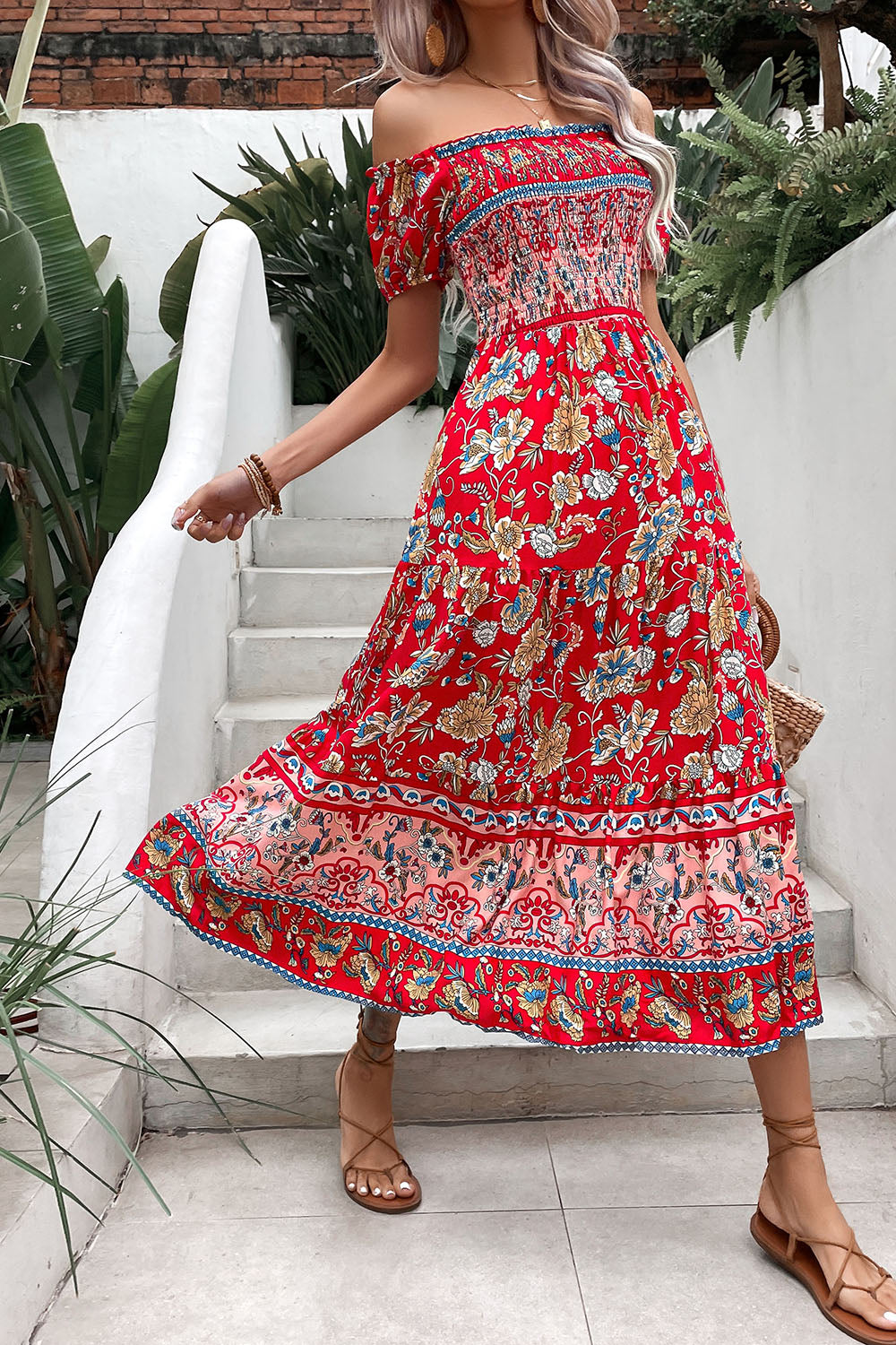 Robe d’été imprimée verte à épaules dénudées