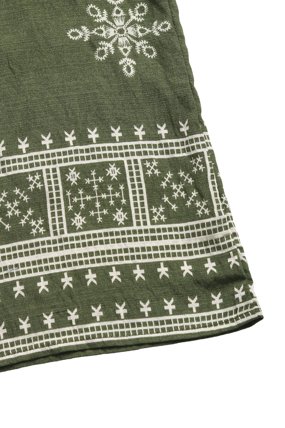 Combinaison bustier imprimée vert armée avec ceinture