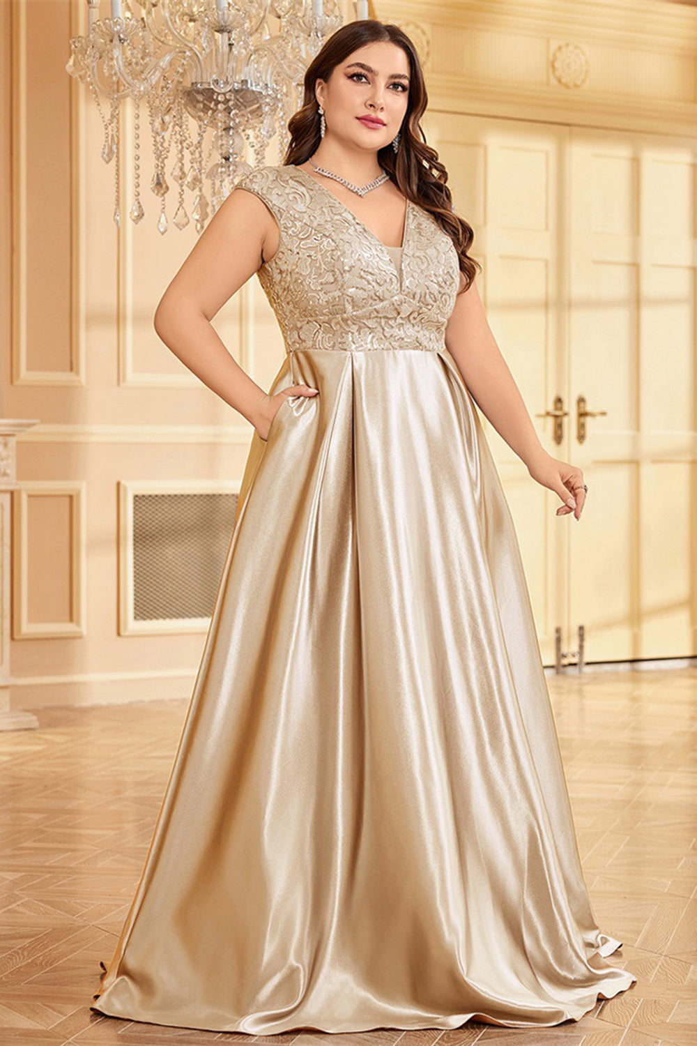 Fard à joues rose grande taille satin longue mère de la mariée robe