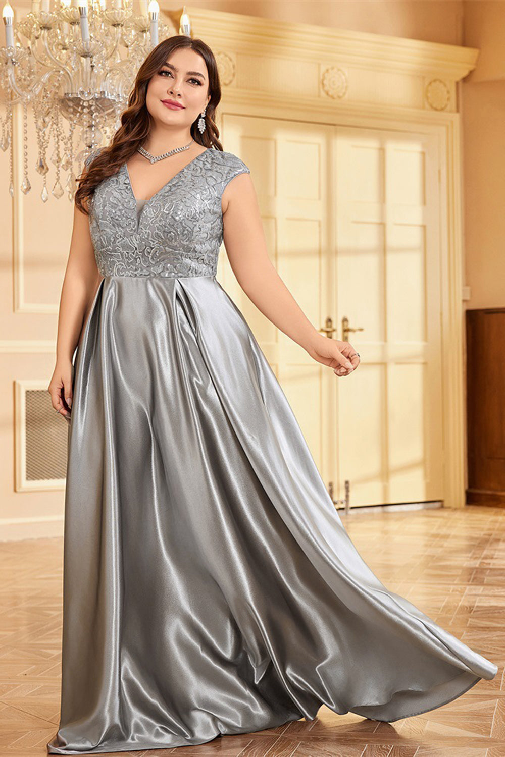 Fard à joues rose grande taille satin longue mère de la mariée robe