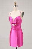 Robe de bal plissée moulante découpée fuchsia avec noeud