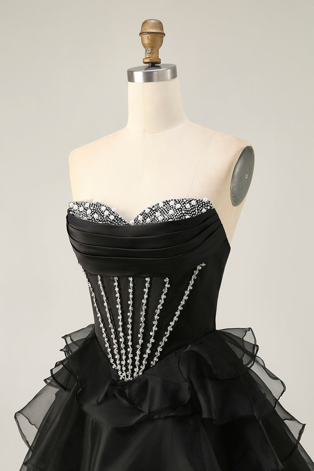 Corset sans bretelles noir à plusieurs niveaux Robe de cocktail avec perles