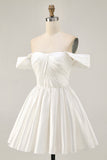 Robe courte blanche à épaules dénudées