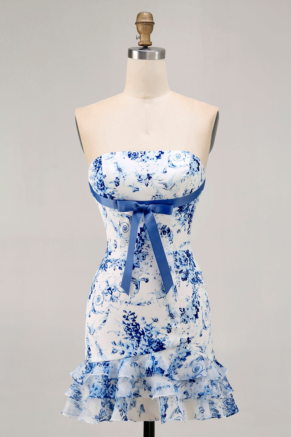 Robe courte de bal imprimée sans bretelles florale rose avec volants