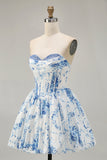 Robe de bal imprimée trapèze sans bretelles blanc bleu fleur avec perles