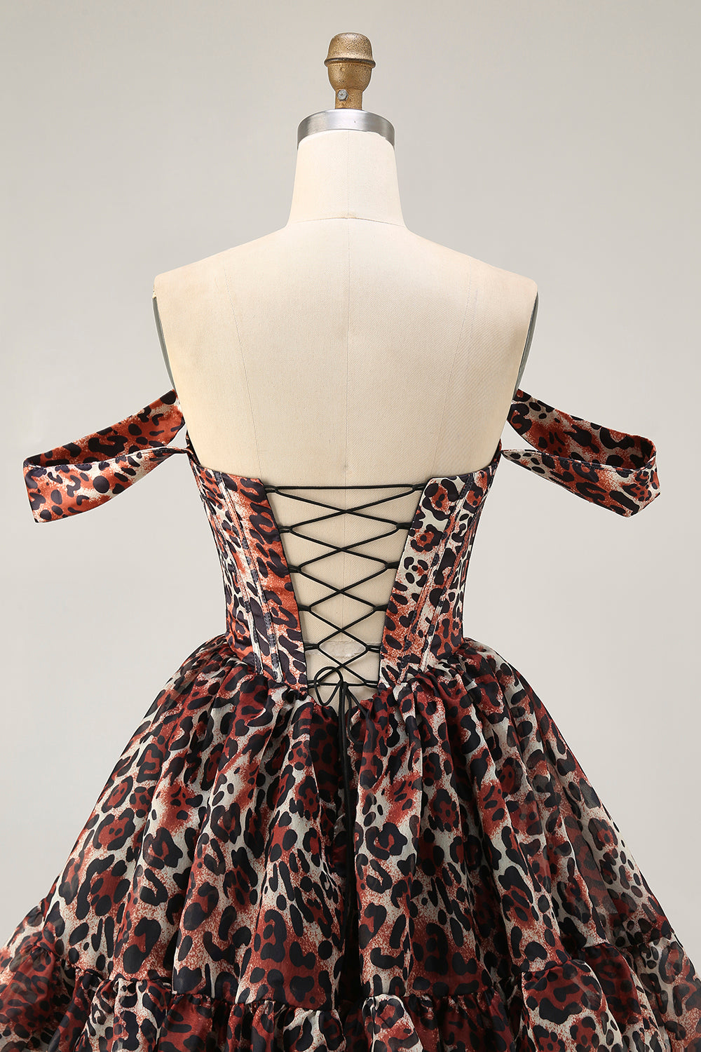 Robe de cocktail courte trapèze style corset à épaules dénudées et imprimé léopard kaki