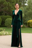 Robe longue de soirée de vacances en velours à col en V vert foncé avec fente
