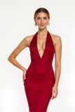 Robe longue de vacances sirène en satin dos nu rouge