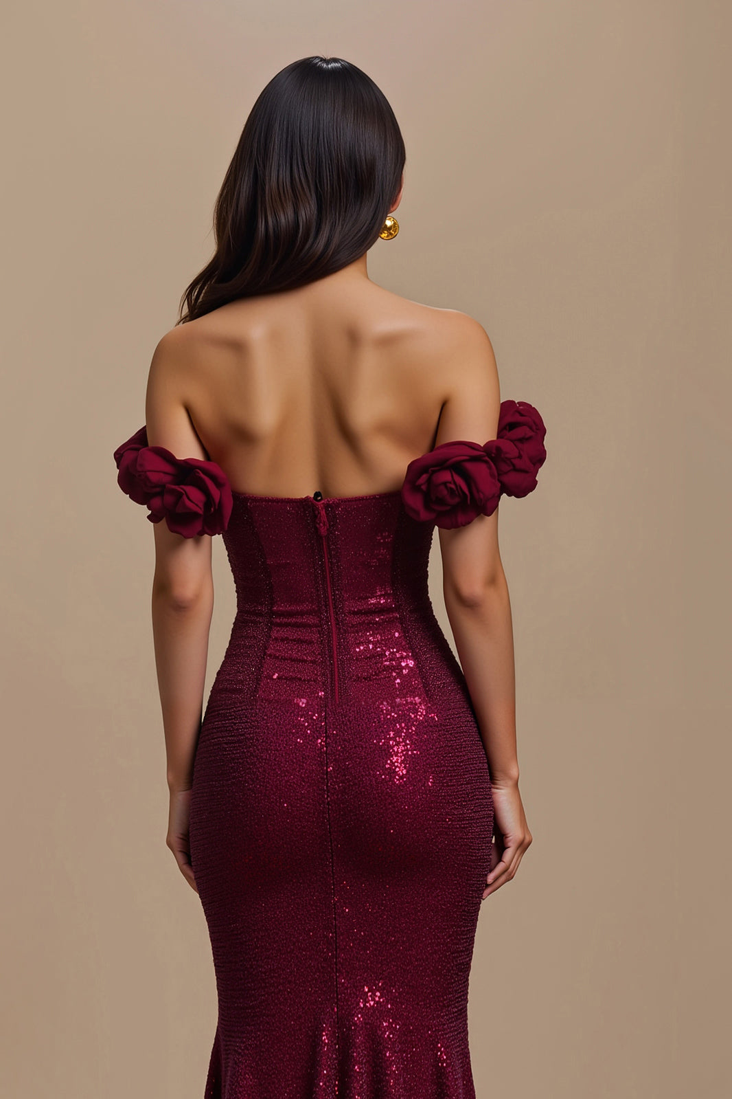 Robe de vacances sirène à paillettes bordeaux à épaules dénudées
