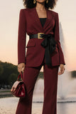 Bourgogne Cranched Lapel 2 Piece Femmes Costumes avec Ceinture