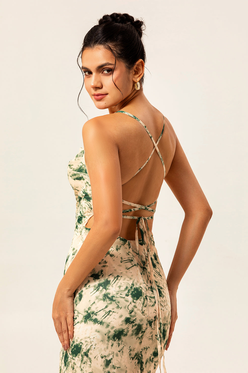 Robe de demoiselle d’honneur imprimée sirène florale champagne avec fente