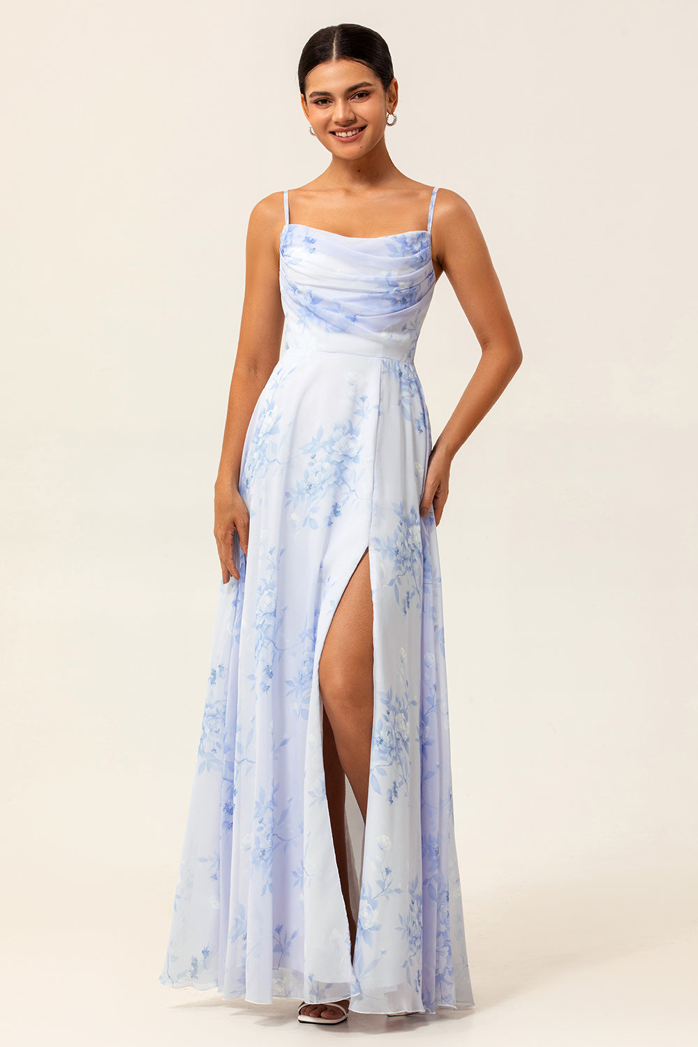 Spaghetti Floral Bleu Bretelles Une Ligne Longue Robe De Demoiselle D’honneur Avec Fente
