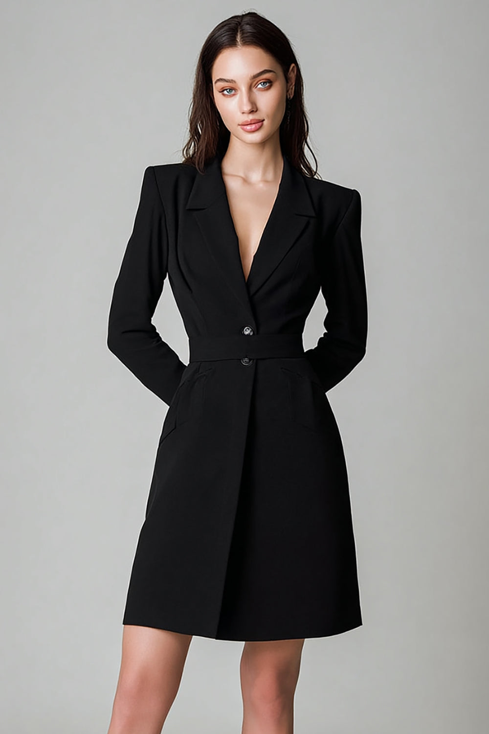Robe blazer courte noire à revers crantés à simple boutonnage