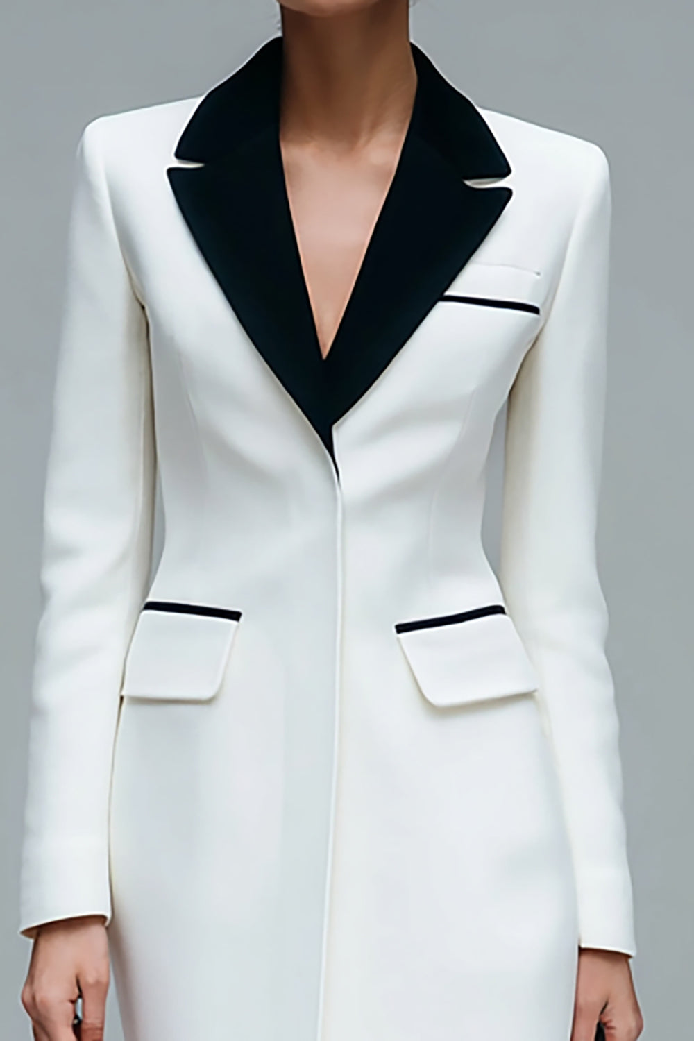 Robe blazer courte à revers crantés ivoire
