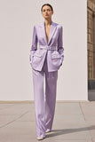Costumes d’affaires 2 pièces en satin lilas avec ceinture