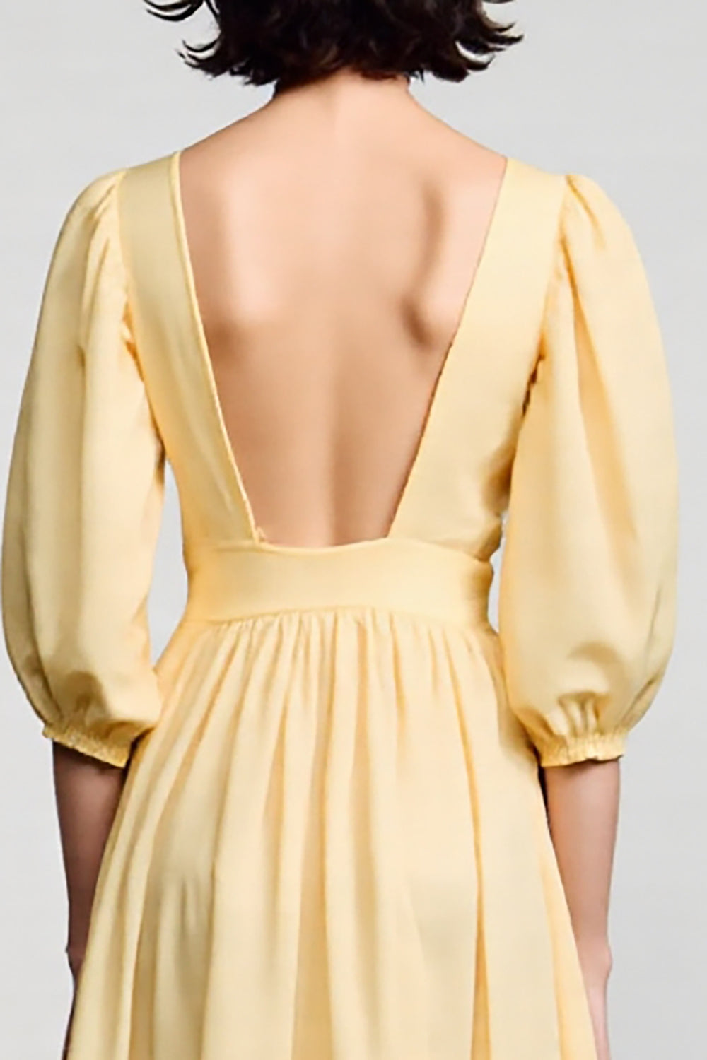 Robe midi à col carré jaune