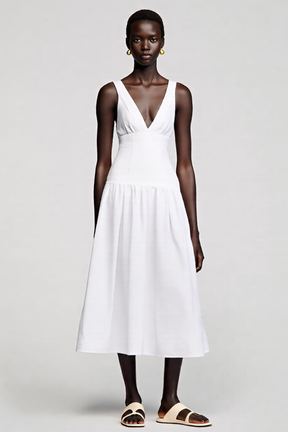 Robe blanche midi à col en V