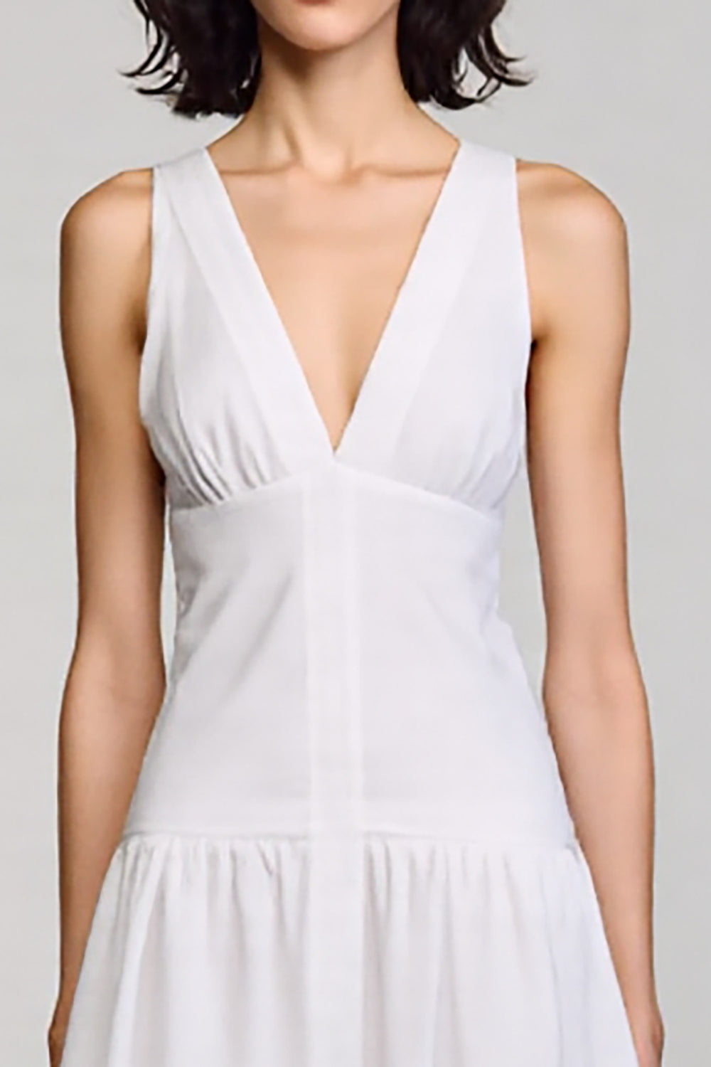 Robe midi blanche à col en V