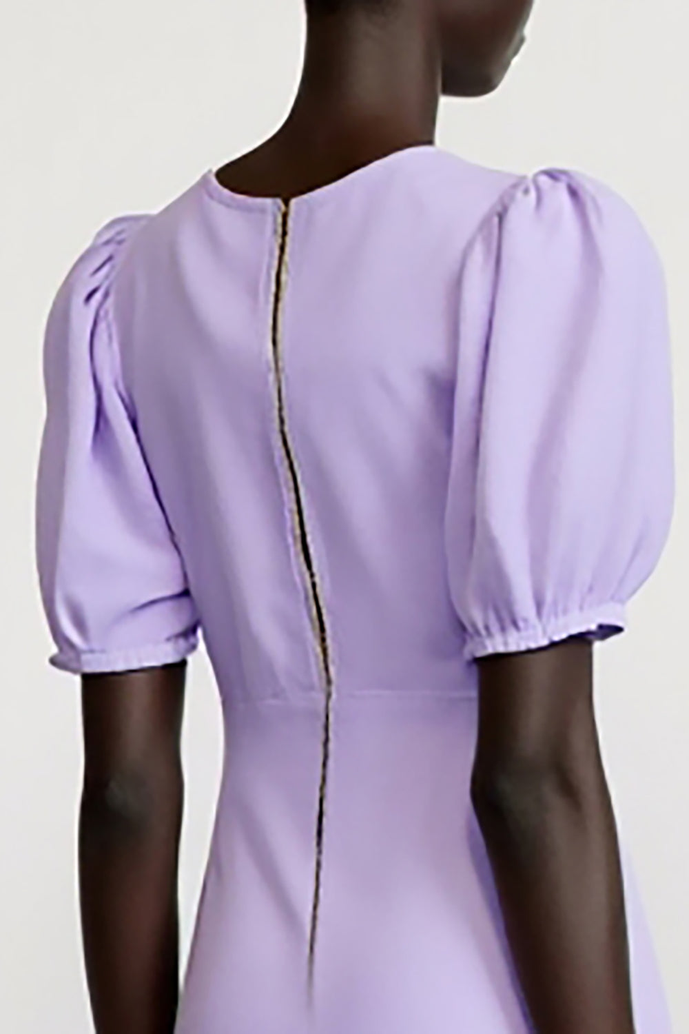 Robe à manches bouffantes en mousseline de soie violette