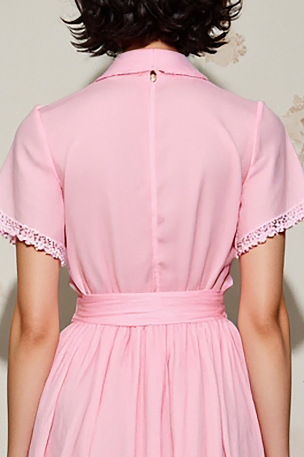 Rose une ligne col polo robe avec ceinture