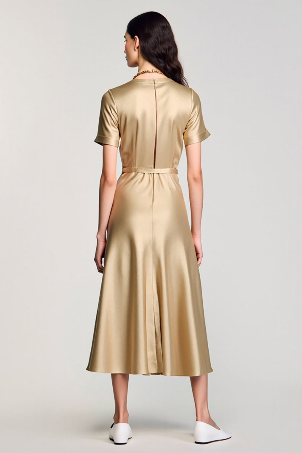 Robe midi en satin champagne