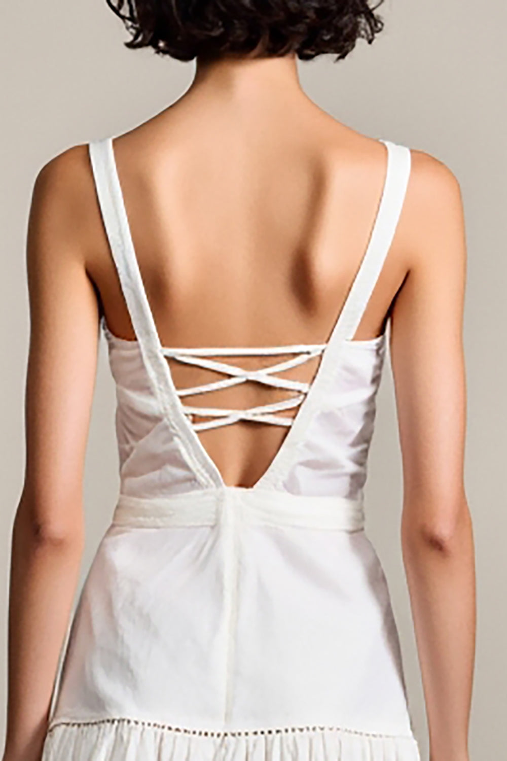 Robe midi blanche avec ceinture