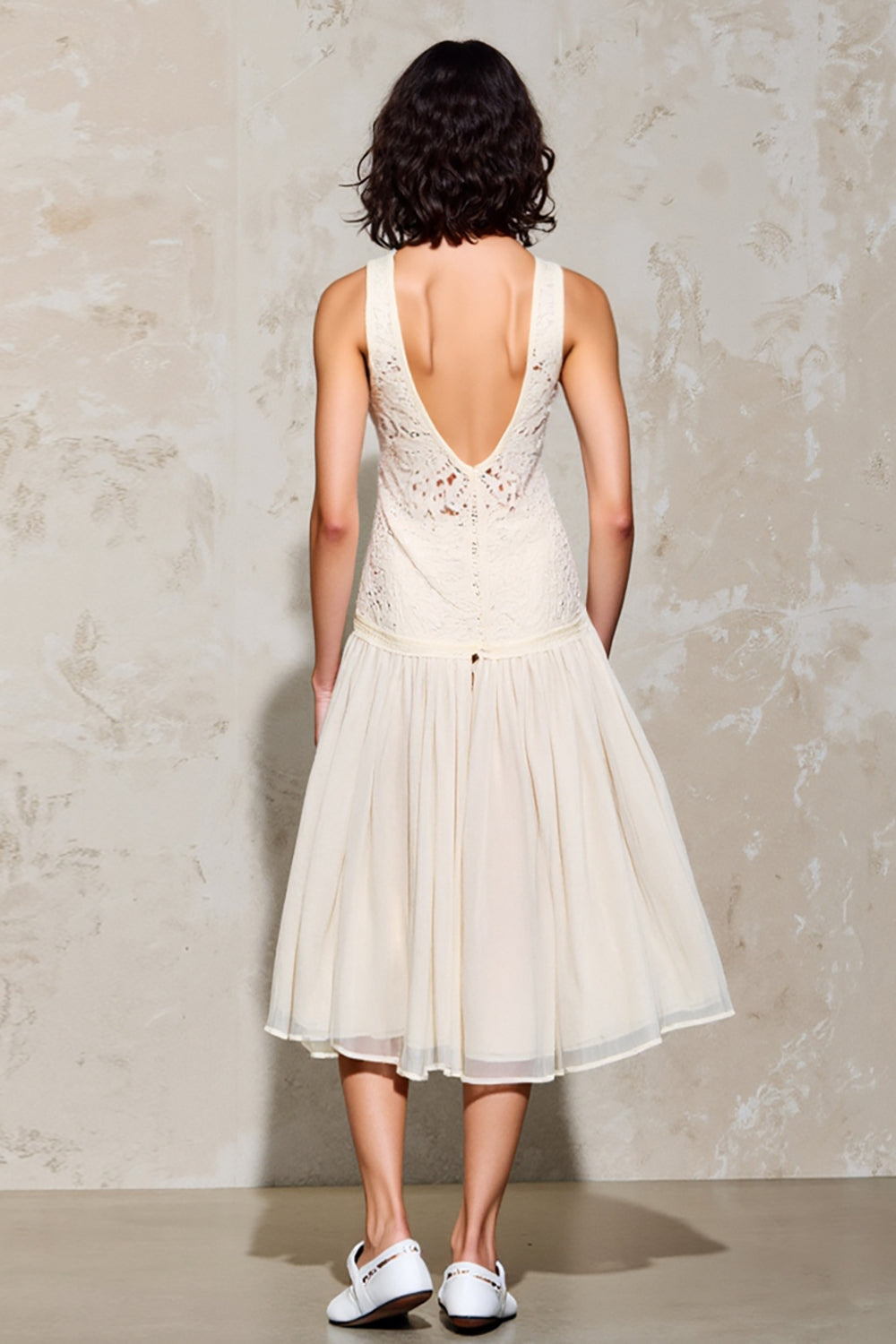 Dentelle ivoire Une ligne découpée Robe