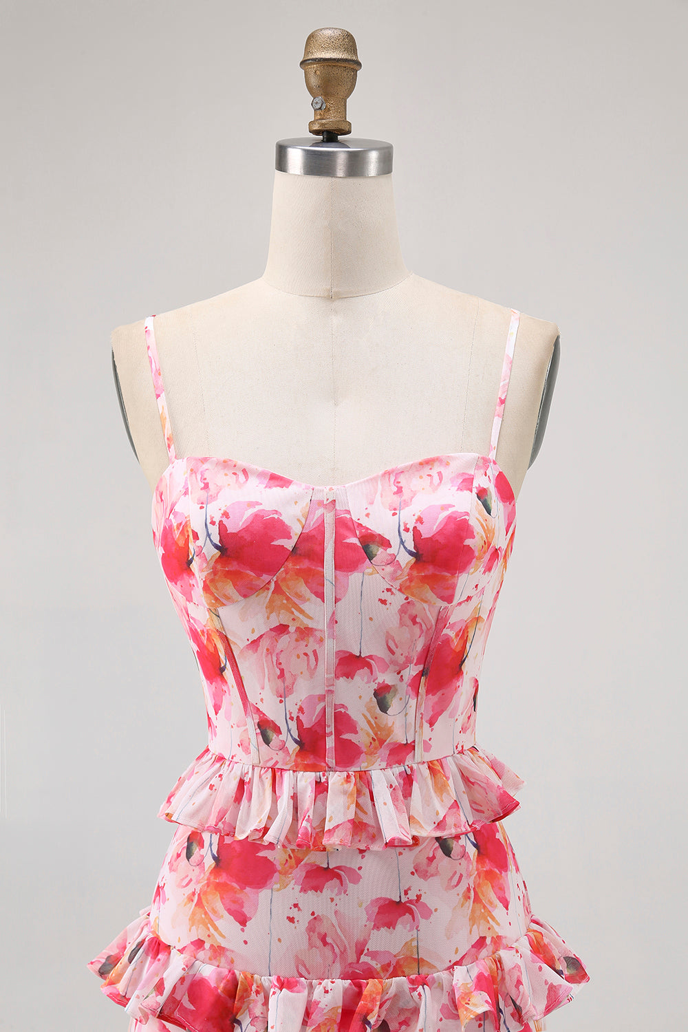 Robe d’invité de mariage longue à volants floral rose avec fente