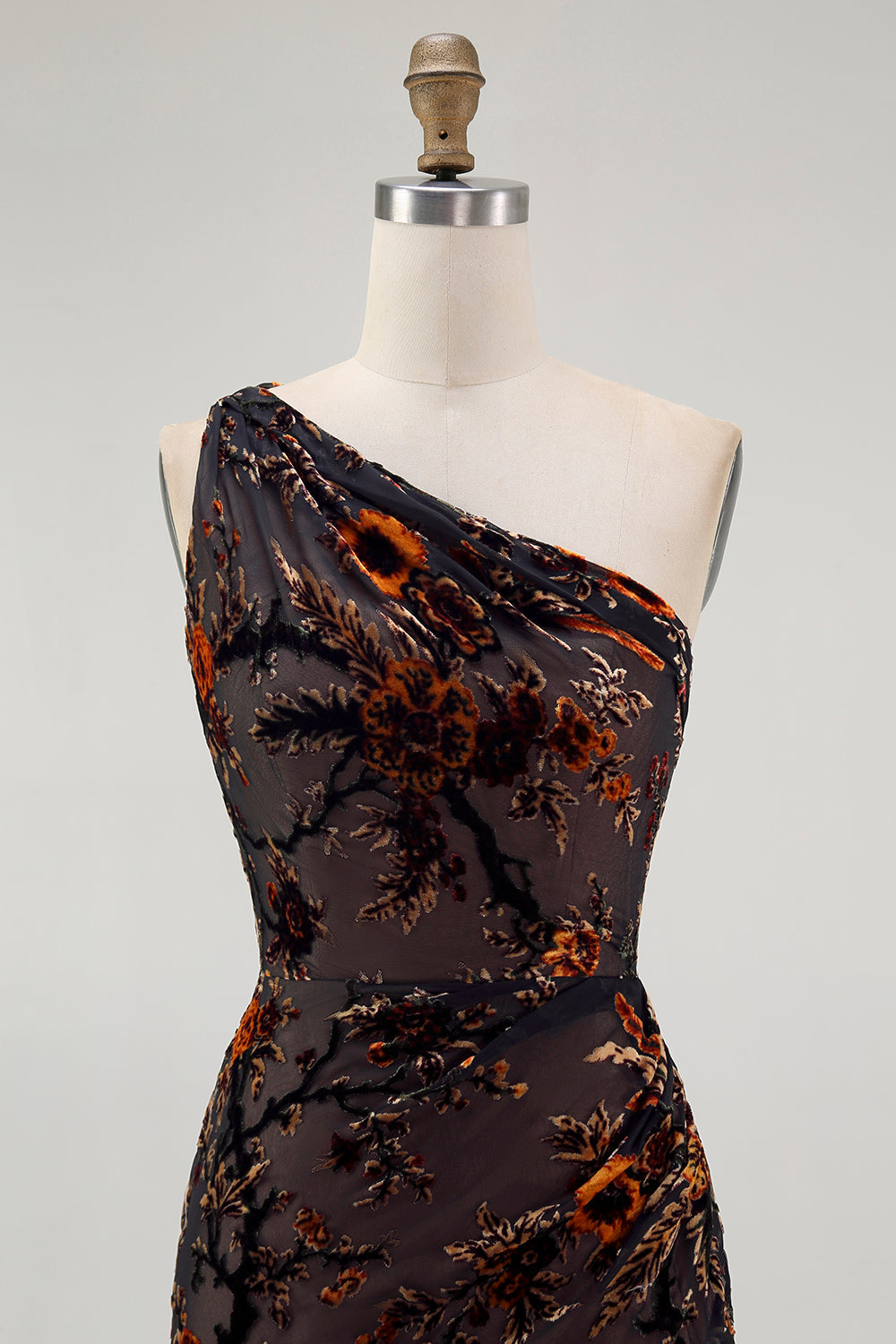 Robe de demoiselle d’honneur noire à une épaule