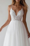 Dentelle Une Ligne Col V Longue Robe De Mariée Blanche