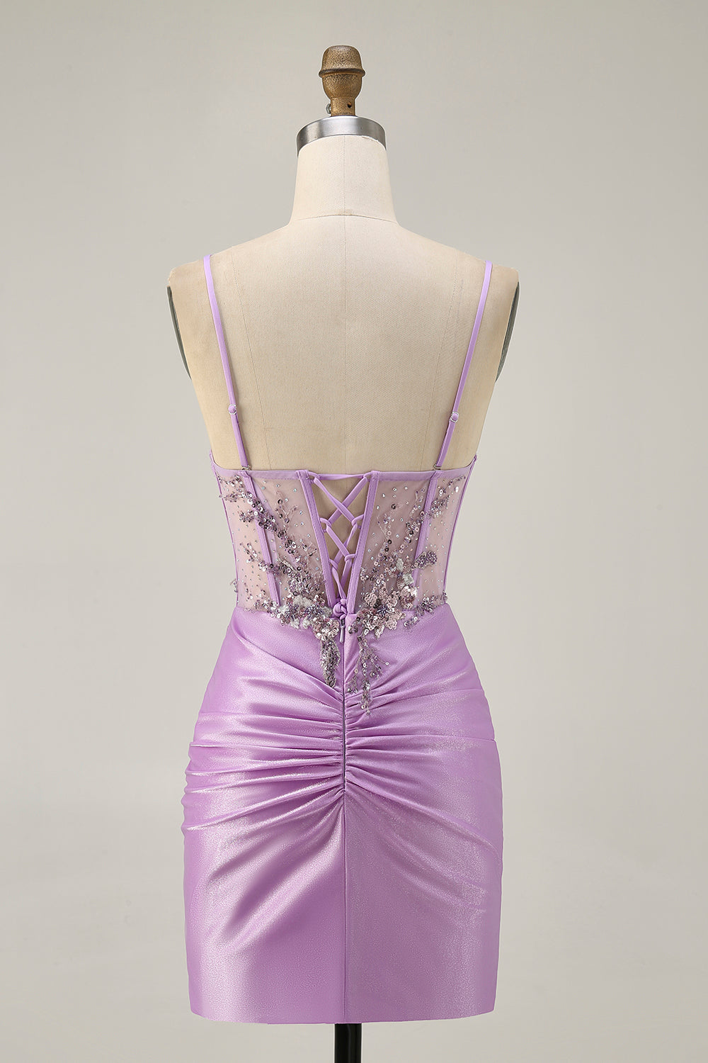 Robe courte moulante sans bretelles lilas scintillante avec lacets dans le dos