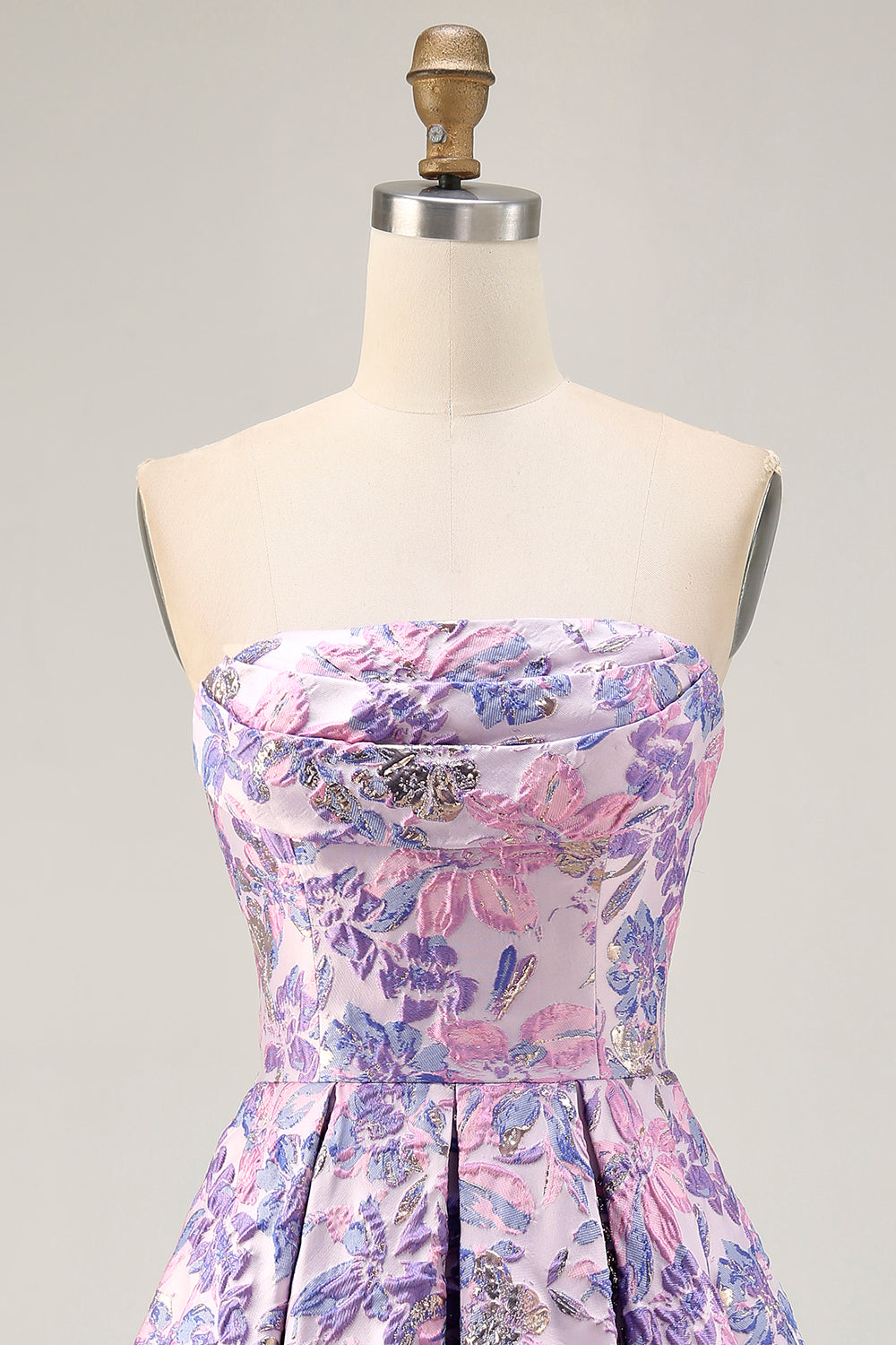Brocart lilas sans bretelles une ligne florale courte maison de bal