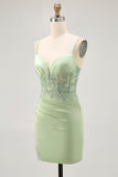 Corset satin matcha serré Homecoming Dress avec appliques
