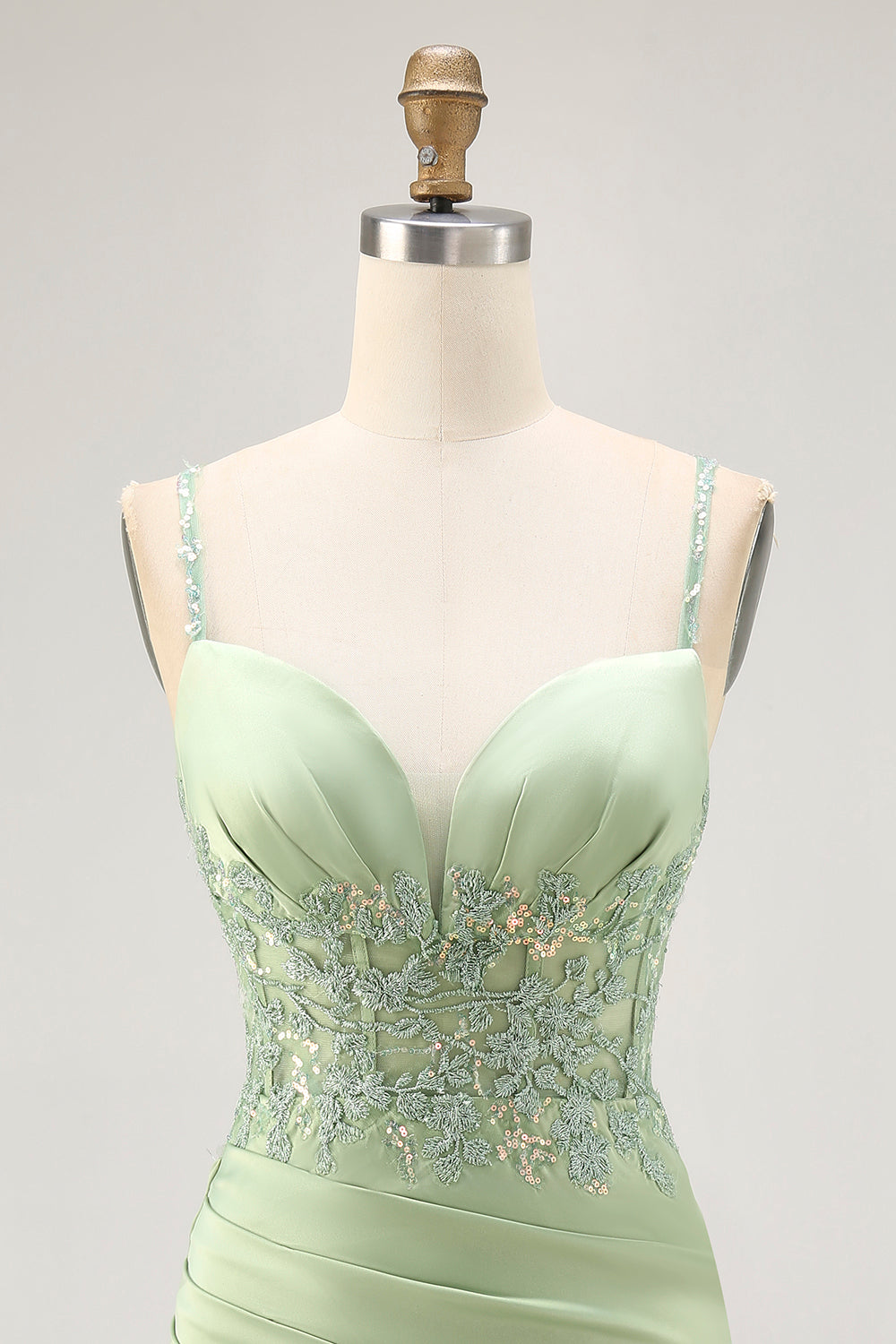 Corset satin matcha serré Homecoming Dress avec appliques