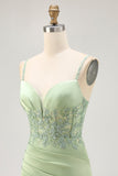Corset satin matcha serré Homecoming Dress avec appliques