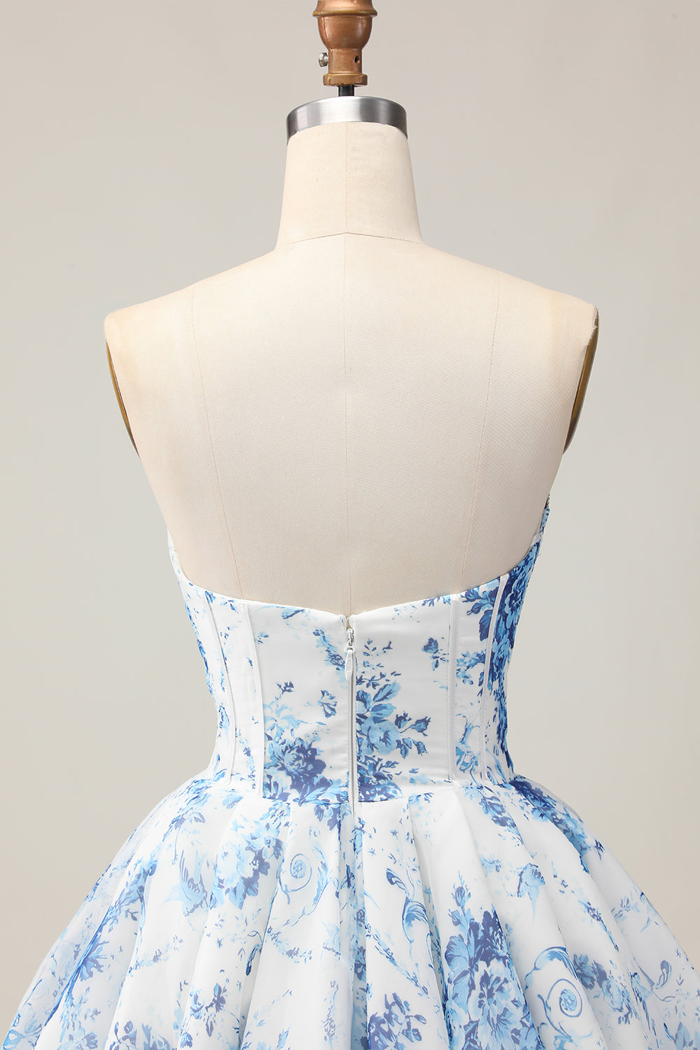 Robe de bal perlée imprimée en perles blanche fleur bleue