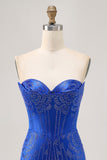 Robe courte moulante moulante perlée bleu roi sans bretelles