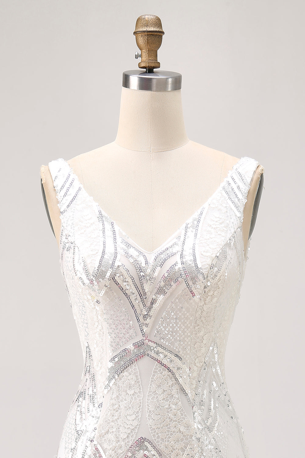 Robe courte moulante à paillettes blanche scintillante