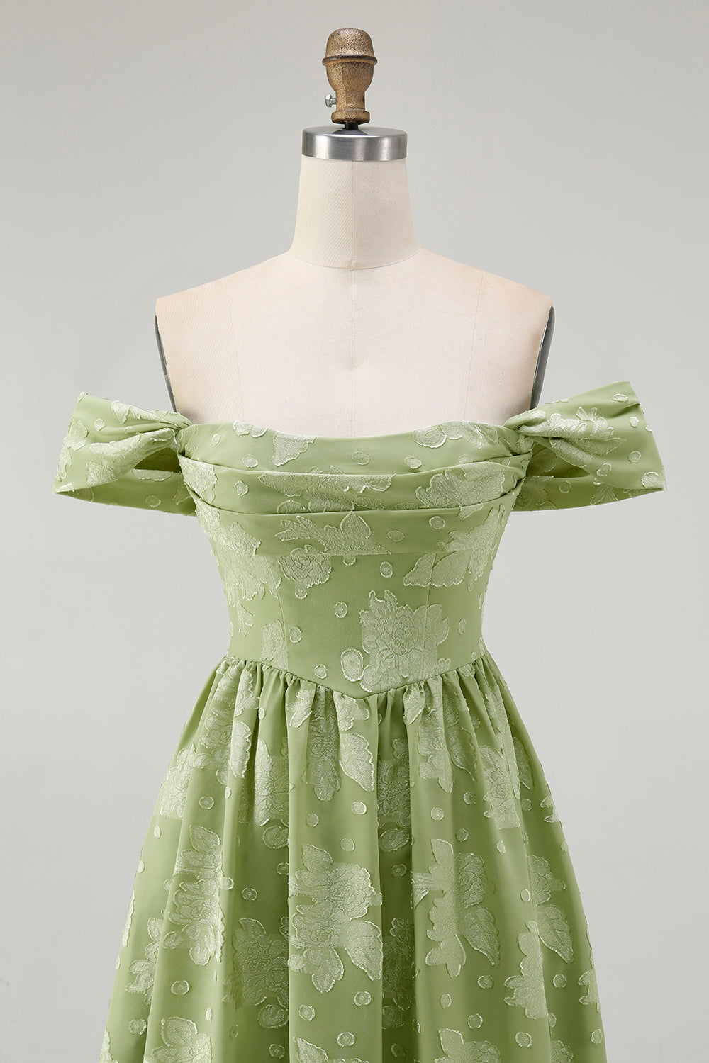 Vert sauge Floral Une ligne dénudée Épaule Midi Robe de demoiselle d’honneur