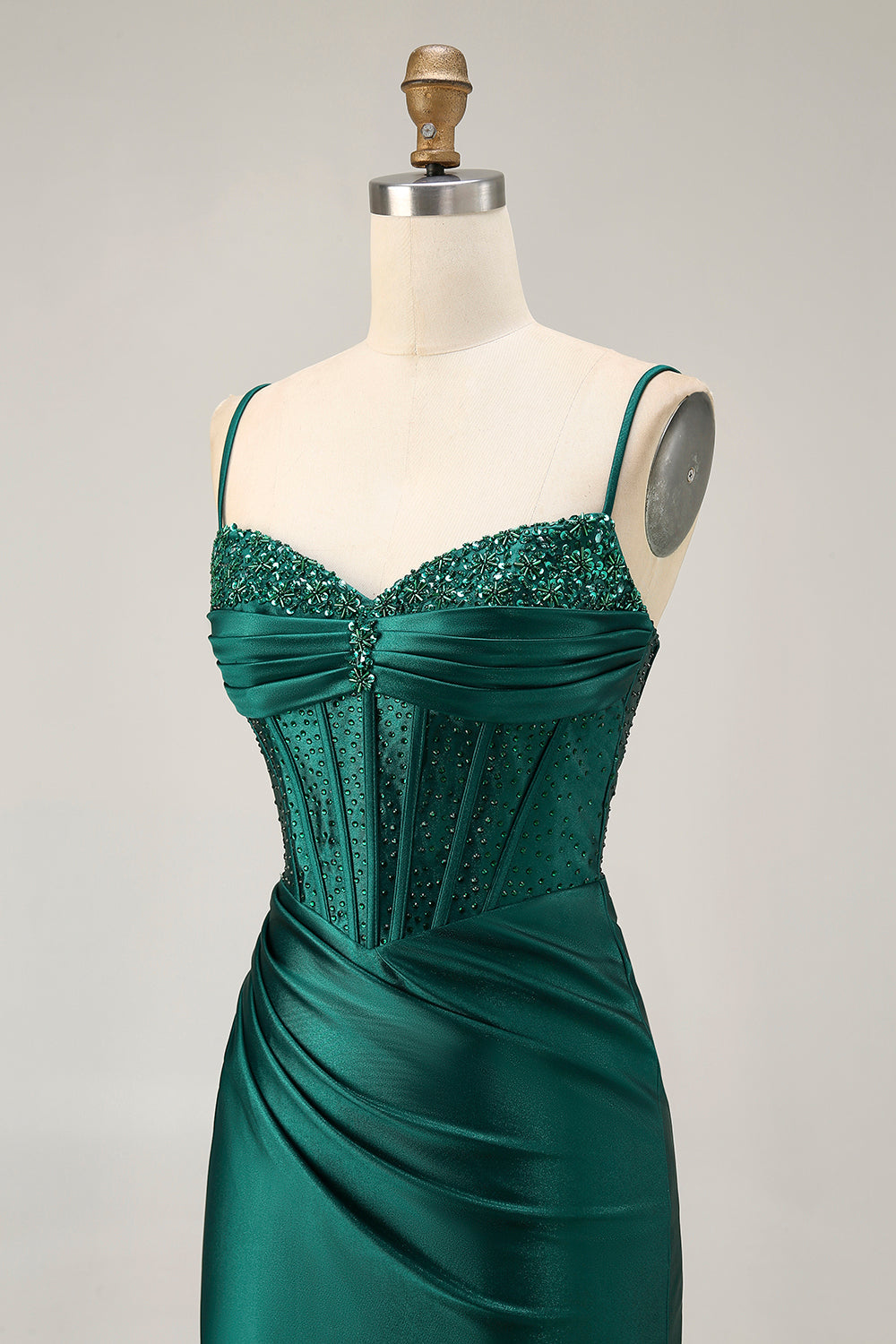 Robe de cocktail moulante en satin à sequins corset vert foncé