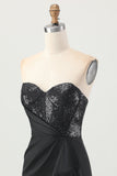 Noir sans bretelles Corset moulante perlée Homecoming Dress avec fente