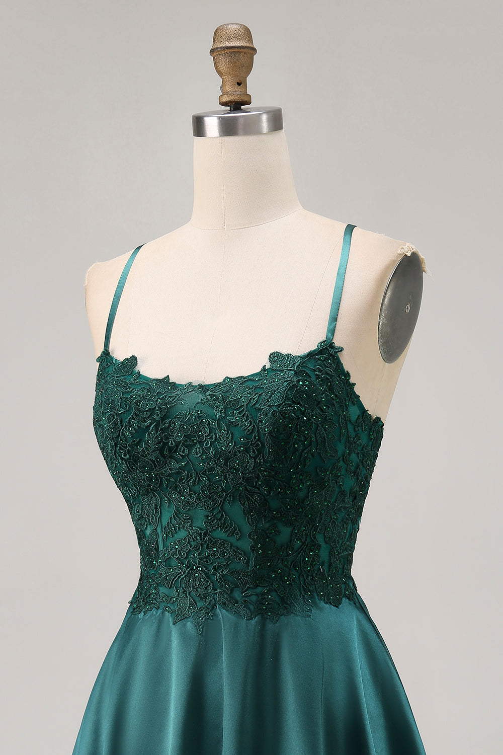 Vert foncé une ligne appliquée courte maison de balle robe avec perles