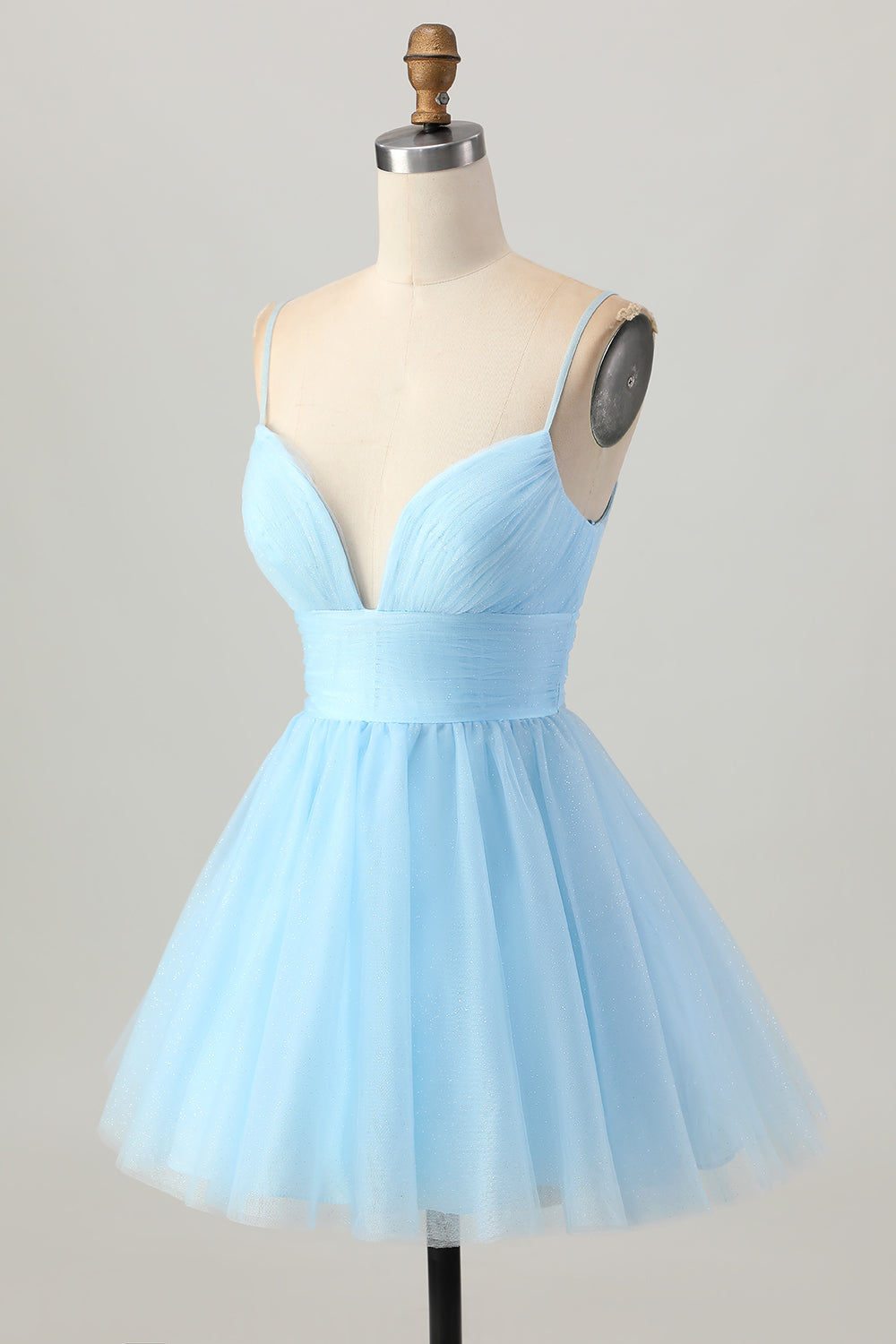 Robe courte à bretelles spaghetti bleu ciel