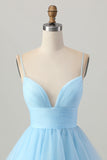 Robe courte à bretelles spaghetti bleu ciel