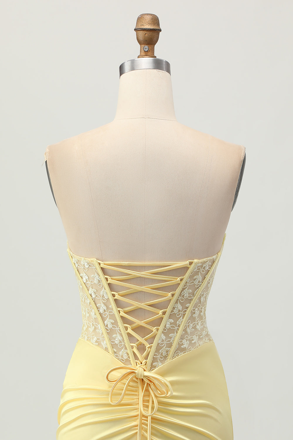 Corset en satin jaune Robe courte de retour à la maison avec lacets dans le dos
