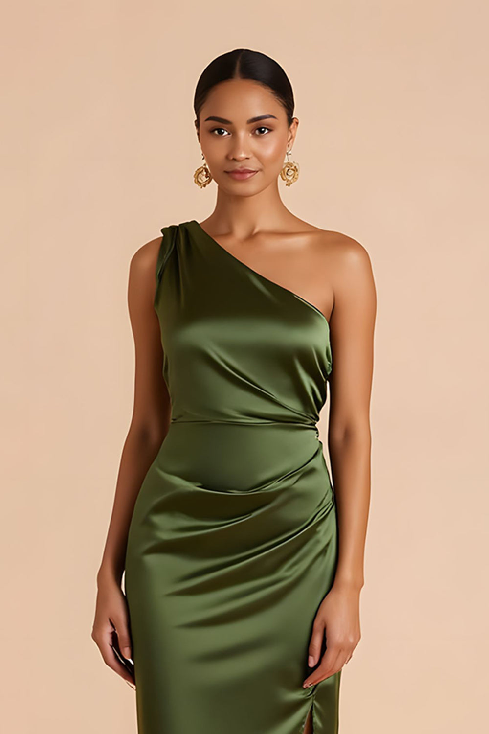 Olive gaine une épaule Robe de demoiselle d’honneur midi avec fente