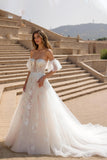 Robe de mariée à épaules dénudées ivoire appliqué balayage traîne