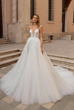 Ivoire dos nu Une robe de mariée à traîne de balayage de ligne avec dentelle
